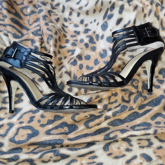 Cole Haan Verona  Nike Air T-Strap 4"Heels - Picture 9 of 13